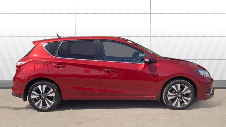 Nissan Pulsar 1.2 DiG-T N-Connecta 5dr Petrol Hatchback